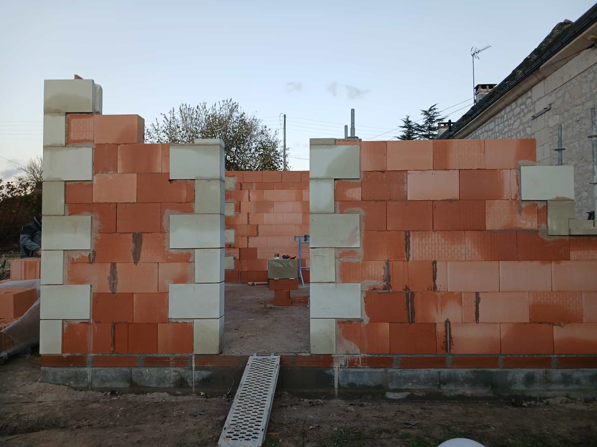 neuf et agrandissement